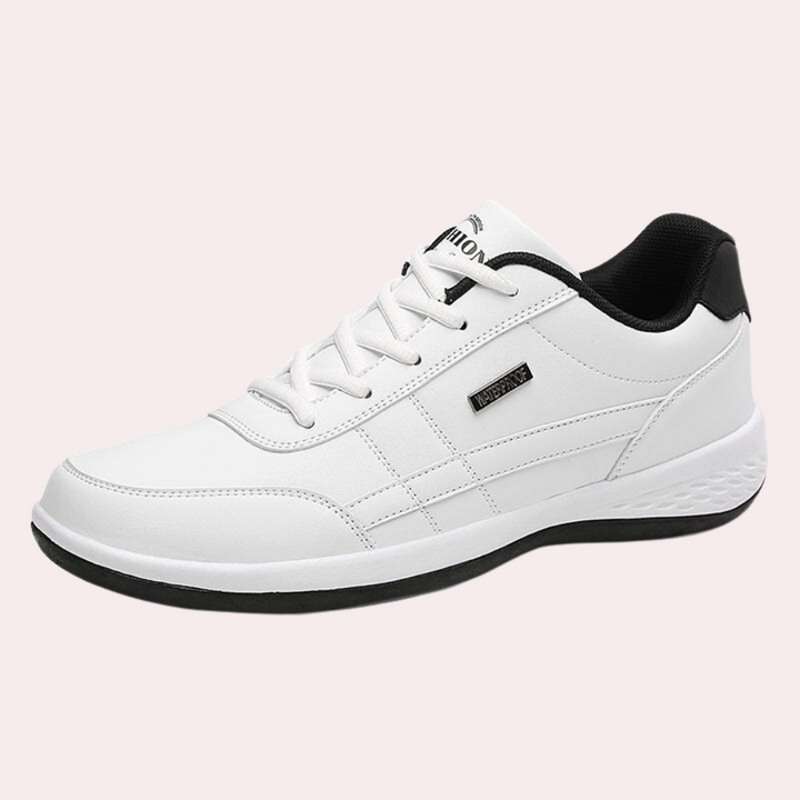 "Luca Elegante herensneakers, stijlvol design, blauw, rood, wit of zwart, comfort en ondersteuning voor dagelijks gebruik."