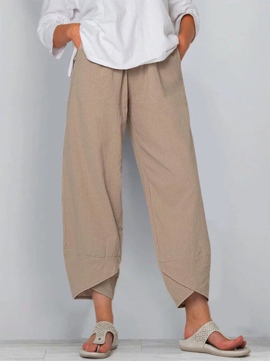Luchtige cropped damesbroek, minimalistisch design, perfect voor zomer en casual comfort.