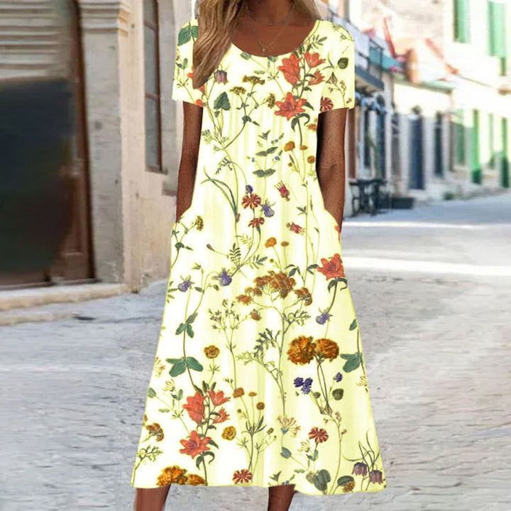 Elegante dames maxi zomerjurk, perfect voor strand of casual dagje uit. Comfortabel en vrouwelijk met luchtige stof.