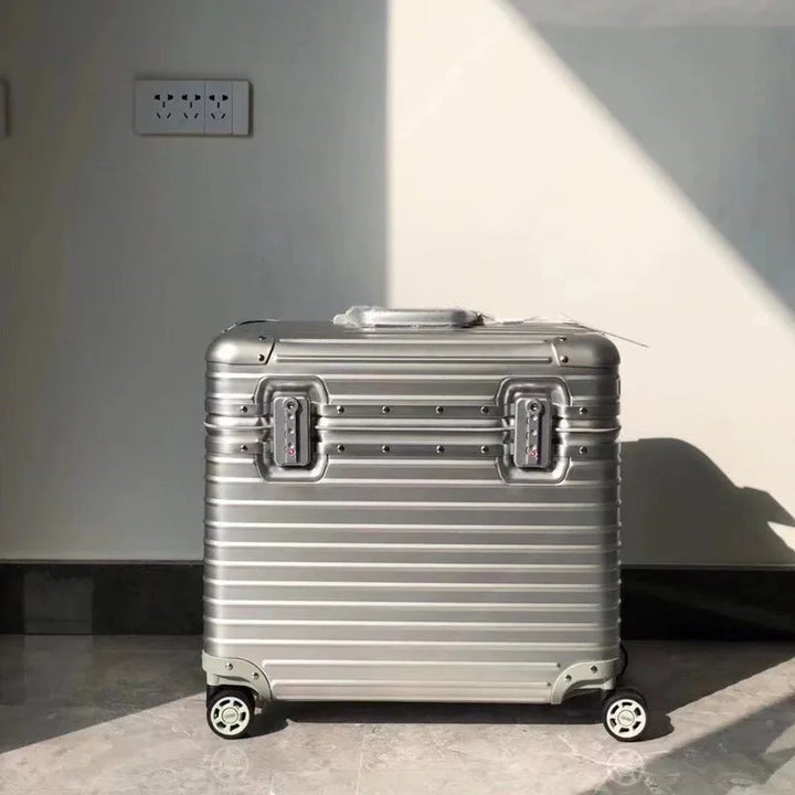 Reiskoffer Monaco: duurzame aluminium-magnesium constructie, ideaal voor frequent reizen.
