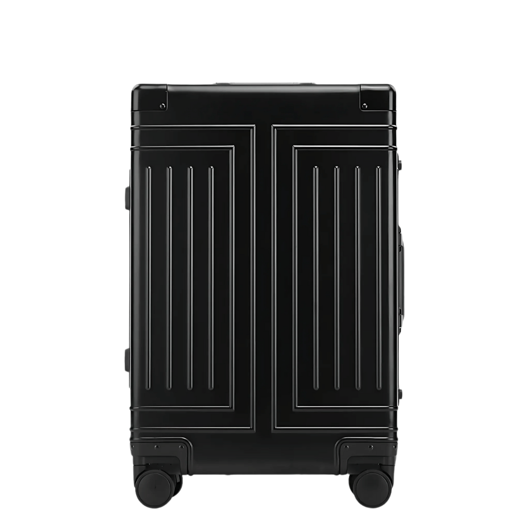 Luxe aluminium reiskoffer 'Emperor' zilver, duurzaam en onverwoestbaar voor veilig reizen.