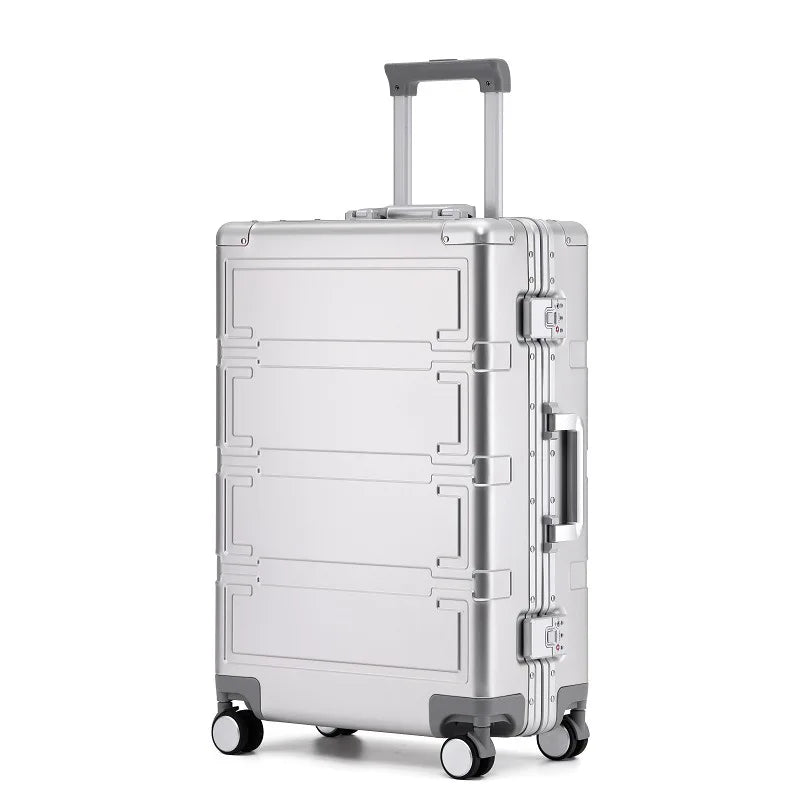 Detail van het TSA slot op de luxe aluminium reiskoffer Pristina. Veilige en duurzame bagage.