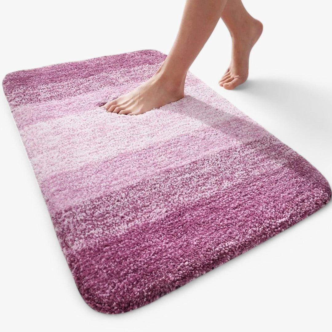 Comfortabele microvezel badmat, heerlijk zacht en zeer absorberend, ideaal voor een droge en warme badkamer.