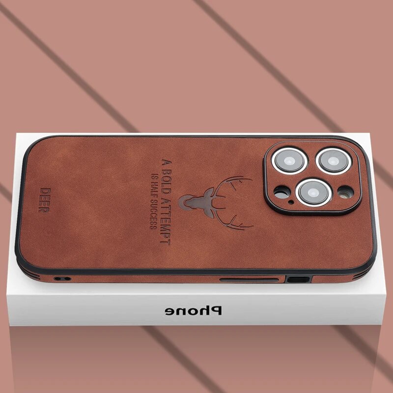 Zwart leren iPhone hoesje, robuust en elegant, beschermt tegen dagelijkse impact.