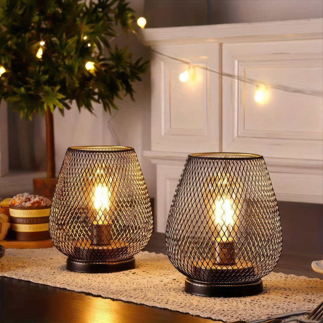 Luxe draadloze LED lantaarn, sfeervolle tafellamp voor binnen en buiten. Moderne interieur decoratie met gezellig licht.