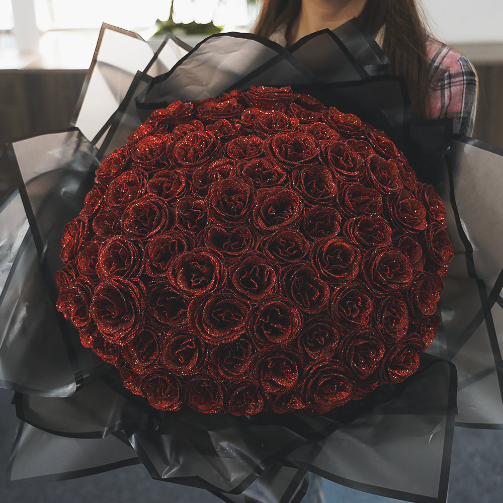"Luxe glitter rozen boeket, eeuwige charme in rood, blauw, roze; tijdloze schoonheid zonder onderhoud. Perfect cadeau."