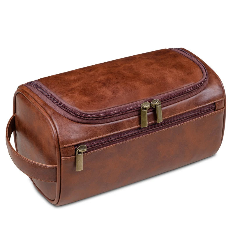 Luxe Voyago reistoilettas van lederlook in bruin, perfect voor georganiseerd reizen.