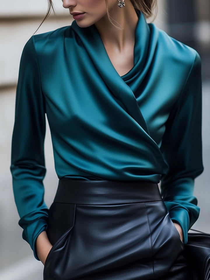 Luxe Bohemien Mini Jurk met kruisdetail, verkrijgbaar in Bruin en Teal.