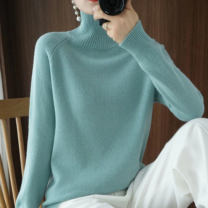 Comfortabele casual dames coltrui, ideaal voor een relaxte maar stijlvolle winterlook. Zachte gebreide stof.