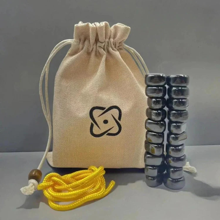 Magnetisch reisschaakspel voor kinderen en volwassenen. Compact bordspel, ideaal voor onderweg en denksport.