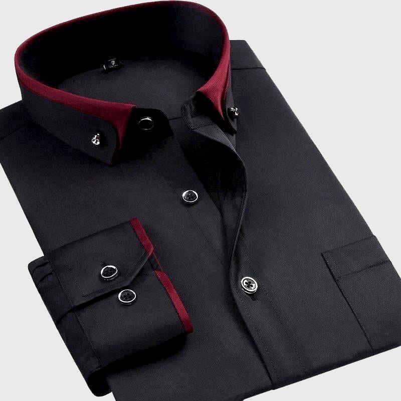 Man draagt stijlvol formeel heren overhemd met lange mouwen en klassieke vouwkraag, perfect voor zakelijke look.