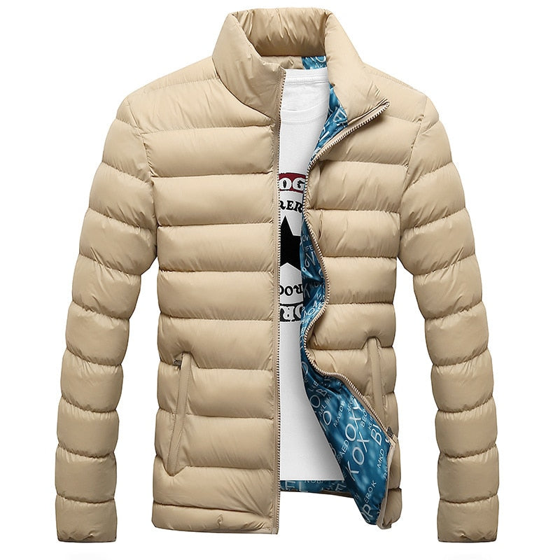 Casual beige heren gewatteerde jas met rits; warme buitenkleding voor lente en herfst met unieke voering.