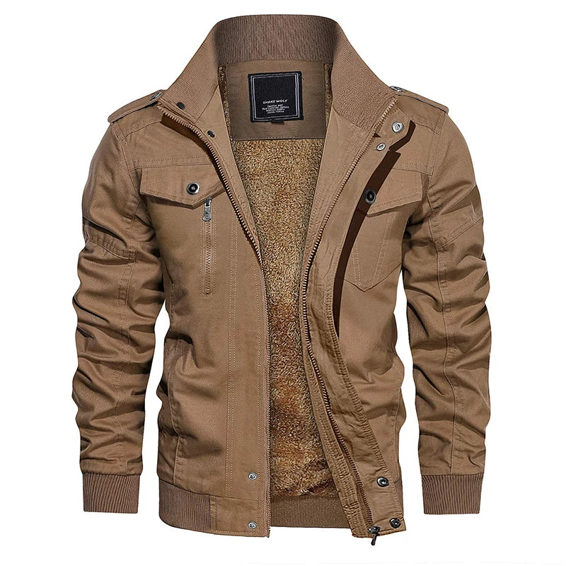 Militair heren bomberjack, stijlvol en warm voor winter. Casual outdoor herenjas, ook in grote maten verkrijgbaar.