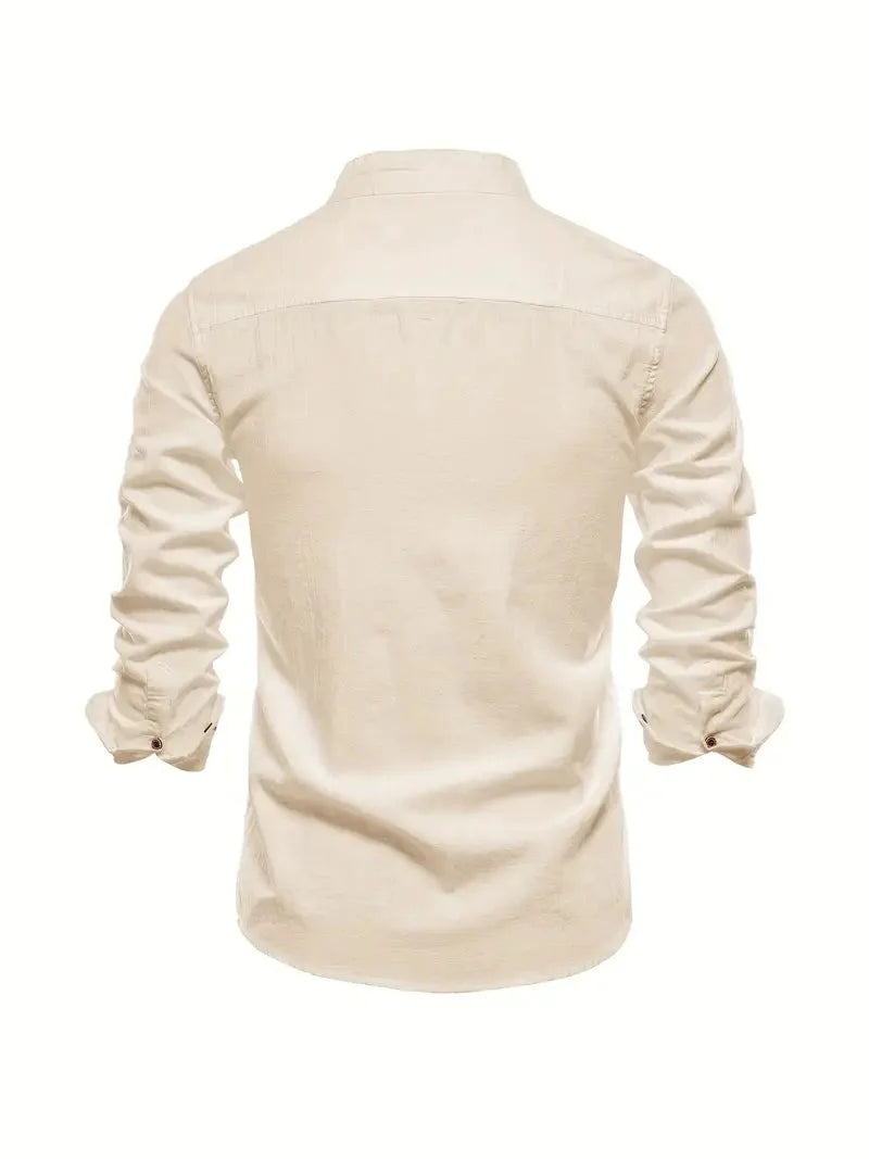 Elegant herenshirt met opstaande kraag en lange mouw voor een verfijnde, moderne look.