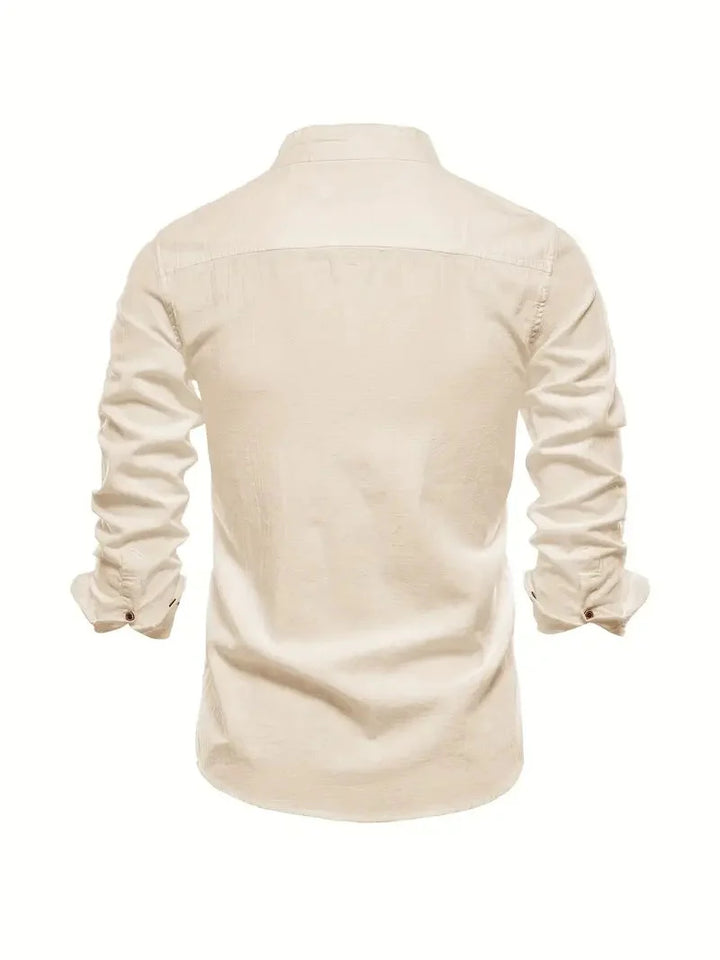 Elegant herenshirt met opstaande kraag en lange mouw voor een verfijnde, moderne look.