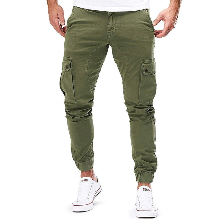 "Moderne heren cargo broek met elastische taille, praktische zakken en ademend materiaal voor stijl en comfort."