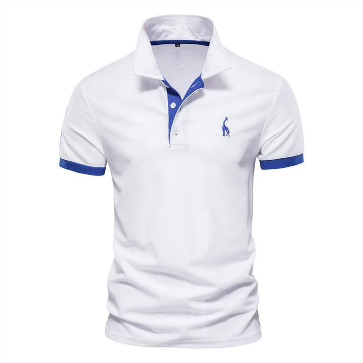 "Moderne herenpolo met ademende stof, elegante uitstraling, veelzijdig in blauw-witte tint, ideaal voor casual en formeel."