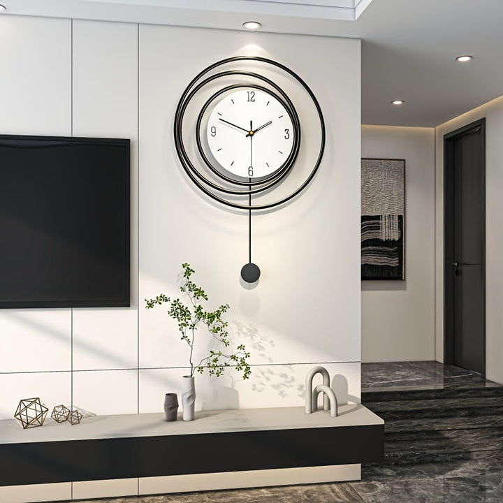 "Moderne minimalistische metalen wandklok, strakke vorm met stille werking, ideaal voor moderne interieurs, 72x45 cm."
