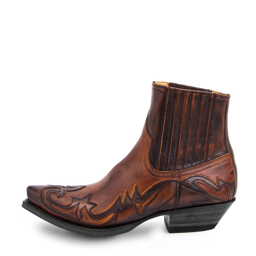 Trendy dames cowboylaarzen in zwart of bruin. Comfortabele laarzen met klassieke westernstijl voor elke outfit.