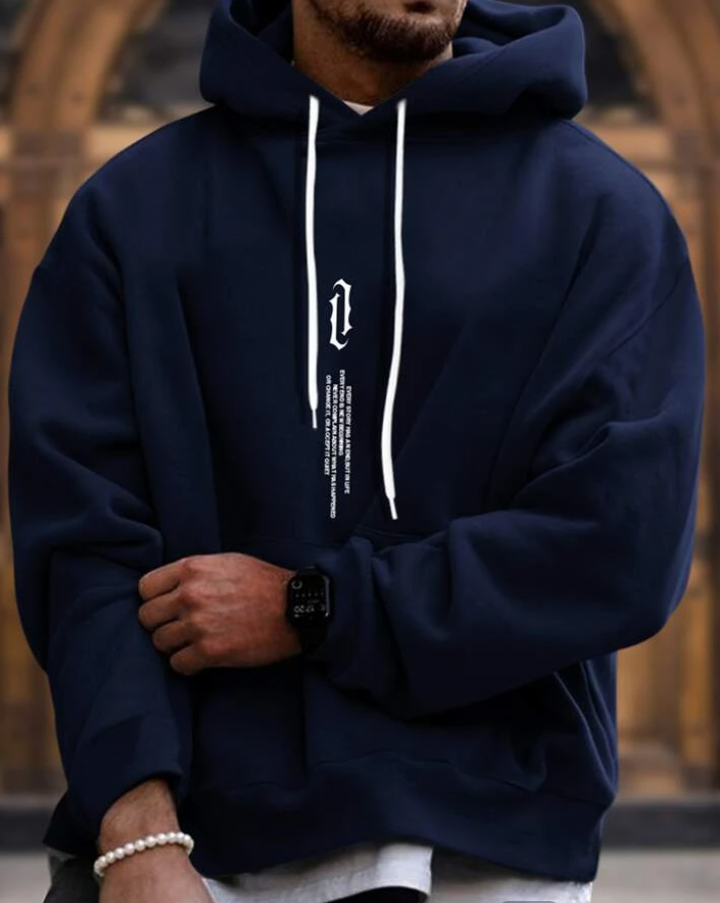 Warme herenhoodie, modieus en comfortabel sweatshirt. Ideale winterkleding en vrijetijdskleding voor mannen.
