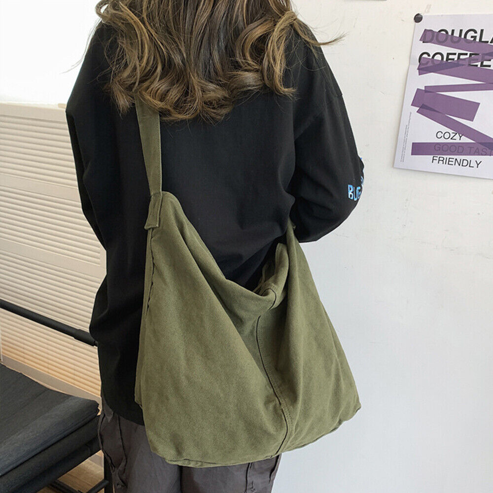 Modieuze oversized dames schoudertas, perfect voor dagelijks gebruik of als stijlvolle werktas. Minimalistisch en ruim.