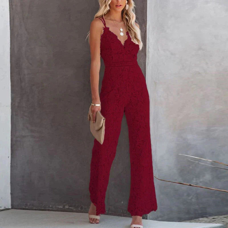 Zomerse mouwloze dames jumpsuit, lichtgewicht en ademend, ideaal voor warme dagen en avondjes uit.