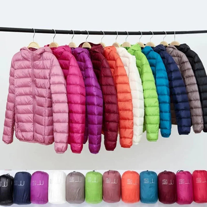 Lichtgewicht opvouwbaar dames buitenjas, lange mouwen, ideaal voor reizen en outdoorkleding.