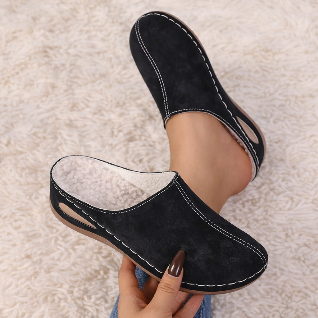 Stijlvolle orthopedische dames pantoffels met ergonomisch design voor optimale comfort en ondersteuning in huis.