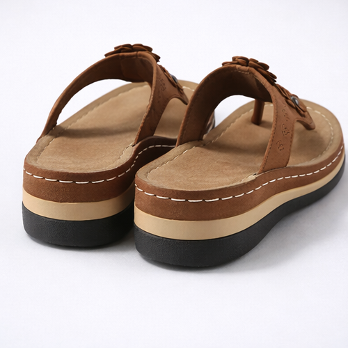 Ontdek de Josine dames slippers: orthopedisch design voor een pijnvrije dag.