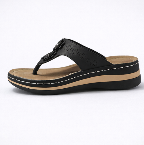Stijlvolle Josine orthopedische dames slippers, ideaal voor dagelijks gebruik.