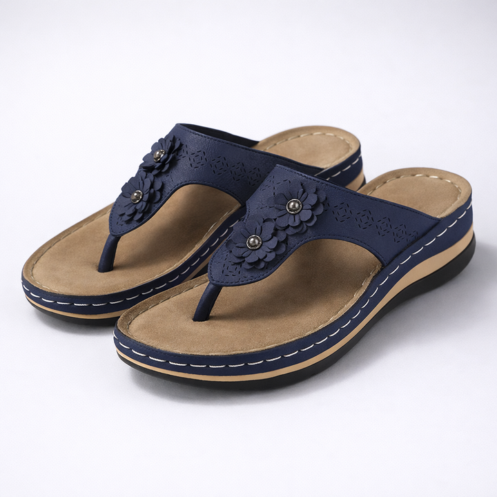 Verstelbare Josine slippers voor dames, orthopedisch en modieus.