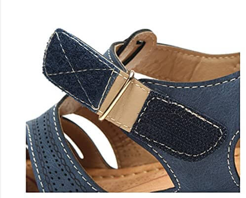 "Orthopedische damessandalen in bohemien stijl, anti-slip zool, duurzaam PU materiaal, zijaanzicht, elegant en comfortabel."