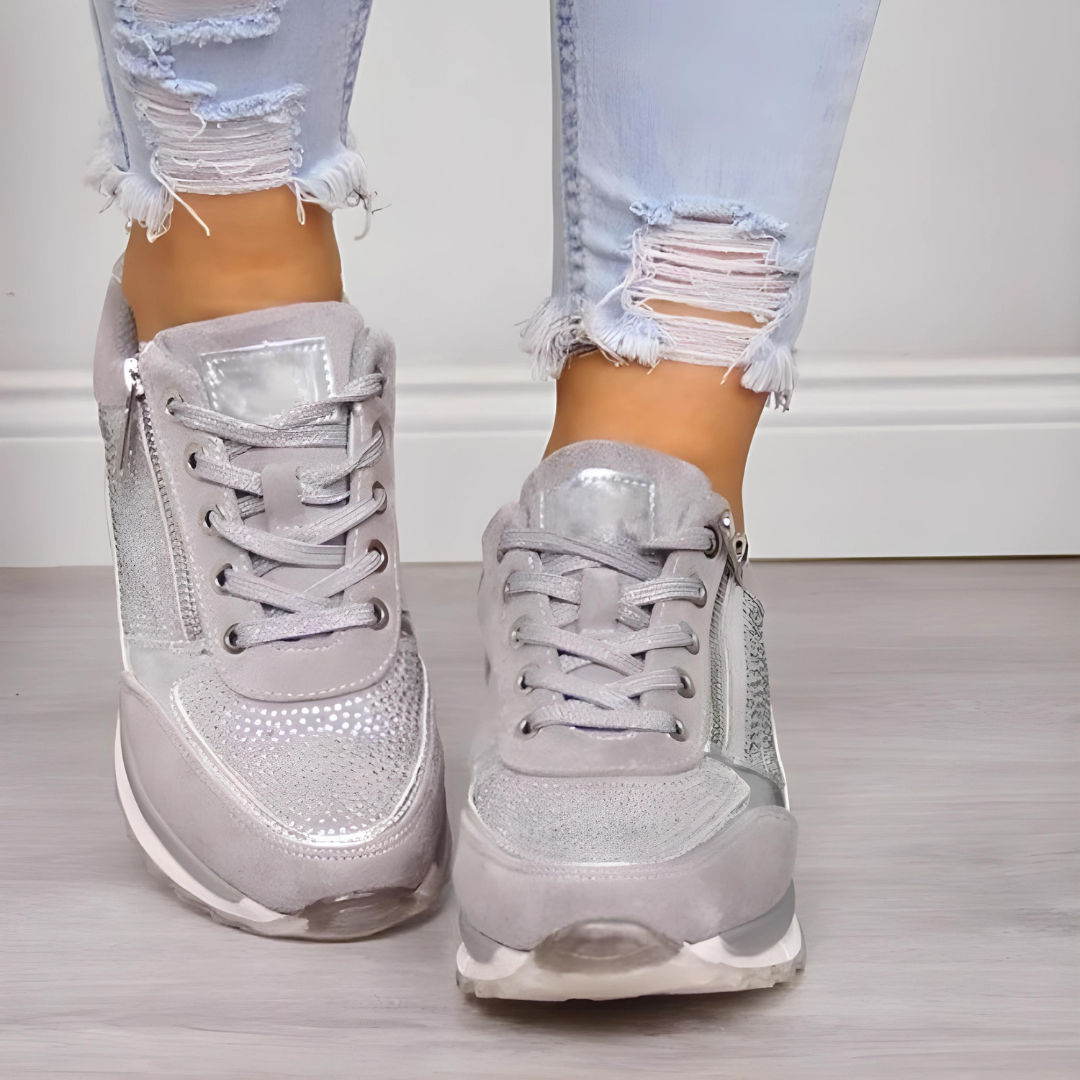 "Orthopedische dameswandelschoenen, stijlvolle grijze sneakers met goede ondersteuning en duurzaam materiaal."