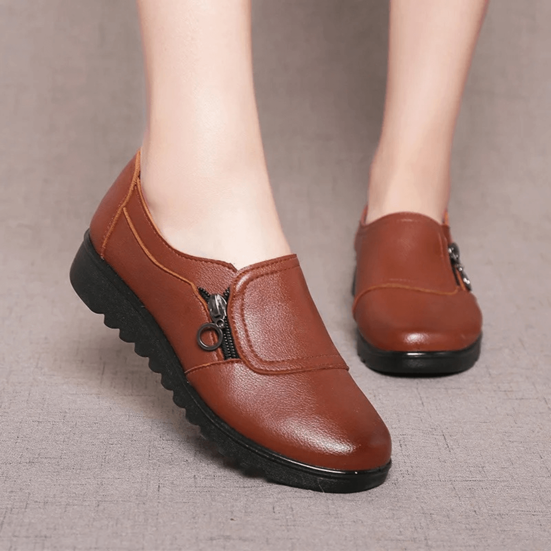 "Orthopedische leren instappers met ritssluiting, ademend materiaal, antislipzool. Comfortabele damesloafers, stijlvol ontwer