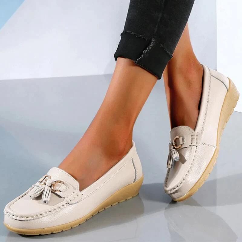 "Orthopedische leren loafers, klassiek design, comfortabel ademend leer, elegante damesloafers voor dagelijks gebruik."