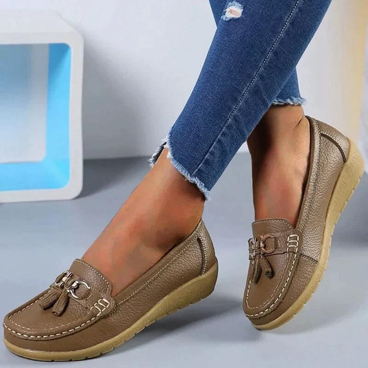 "Orthopedische leren loafers, klassiek design, comfortabel ademend leer, elegante damesloafers voor dagelijks gebruik."
