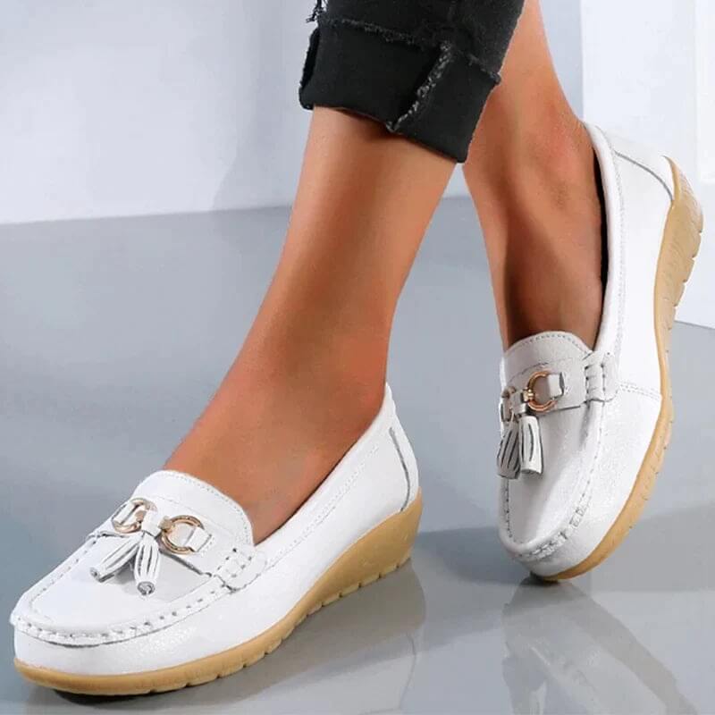 "Orthopedische leren loafers, klassiek design, comfortabel ademend leer, elegante damesloafers voor dagelijks gebruik."