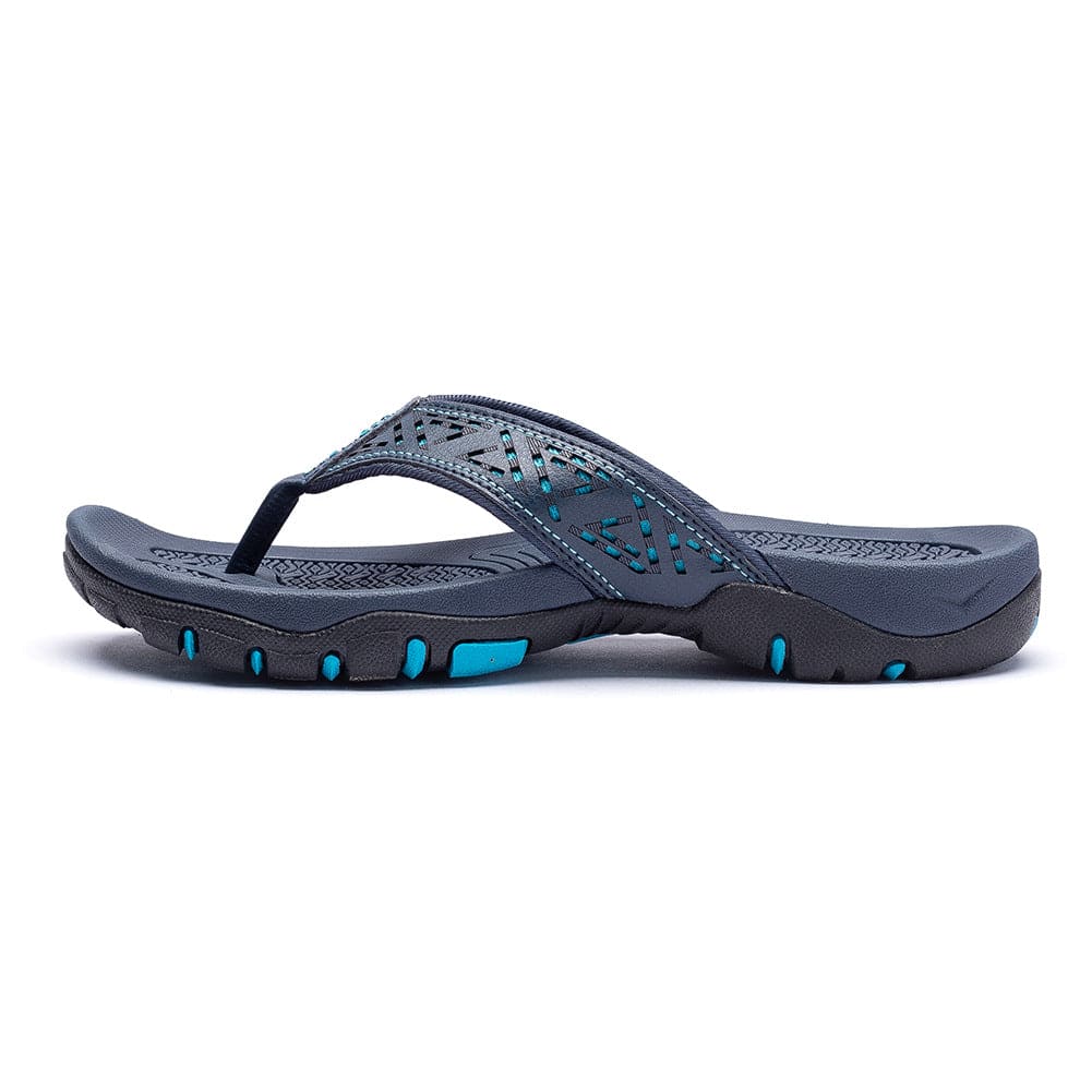 Orthopedische herenslippers met ademend bovenwerk en comfortabel voetbed, ideaal voor thuis en buiten.