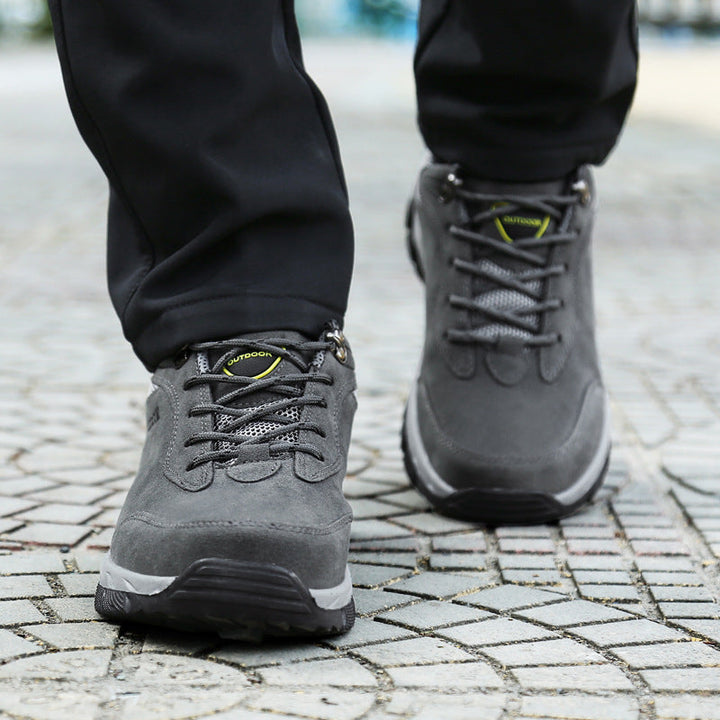 Veelzijdige heren wandelschoenen die ondersteuning bieden voor elk avontuur.