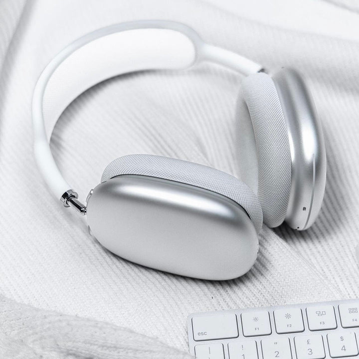 Comfortabele over-ear hoofdtelefoon met Bluetooth functionaliteit en krachtige geluidsisolatie.