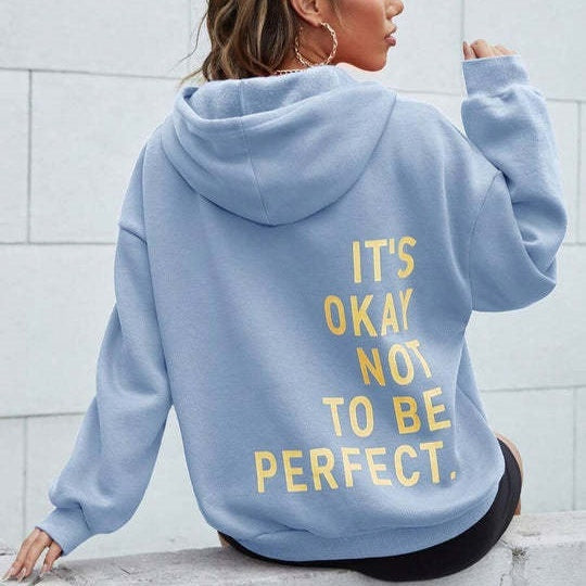 Oversized dames hoodie in lichtblauw, comfortabele en modieuze pasvorm, ideaal voor casual dagelijks gebruik. Vrouwelijke sti