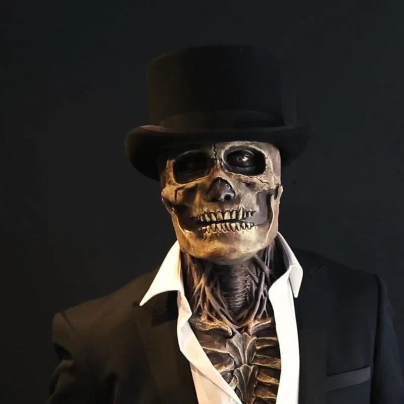Eng latex schedel masker voor Halloween, creëert een angstaanjagende skelet look.