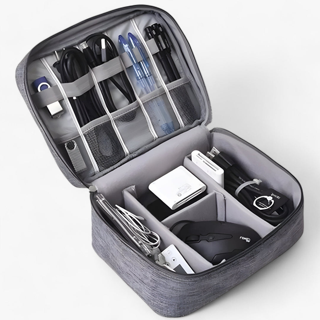 Praktische kabel organizer voor op reis; beschermt je accu's en kabels tegen beschadiging.