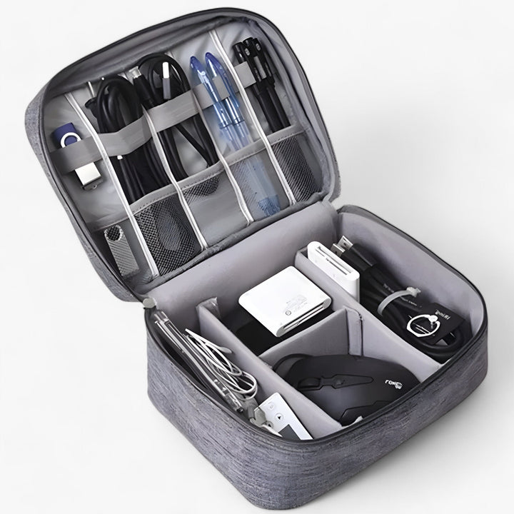 Praktische kabel organizer voor op reis; beschermt je accu's en kabels tegen beschadiging.
