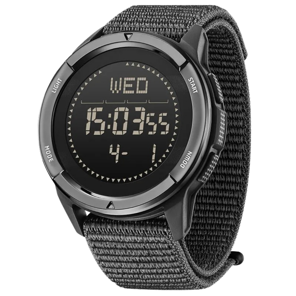 Geavanceerd heren sporthorloge met fitness tracker, kompas en waterdichte functies voor buitensport.