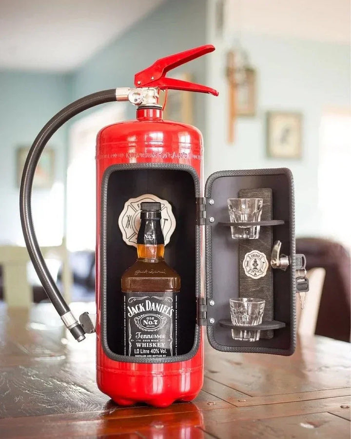 Stijlvolle brandblusser, maar een verstopte bar! Ideale drankopslag en onopvallende interieur accessoire. Zwart of rood.