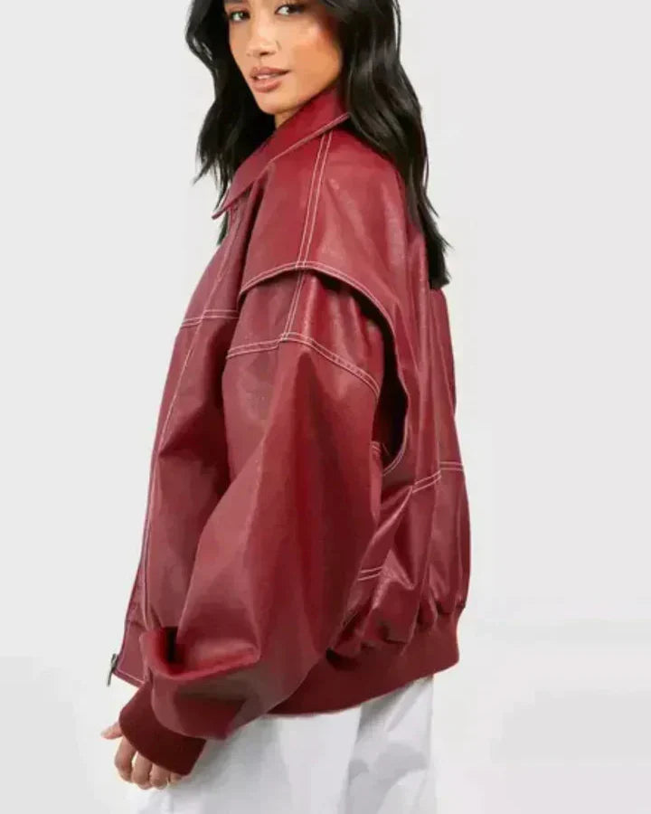 Stijlvolle, trendy rode oversized damesjas, ideaal als casual of elegante bovenkleding.
