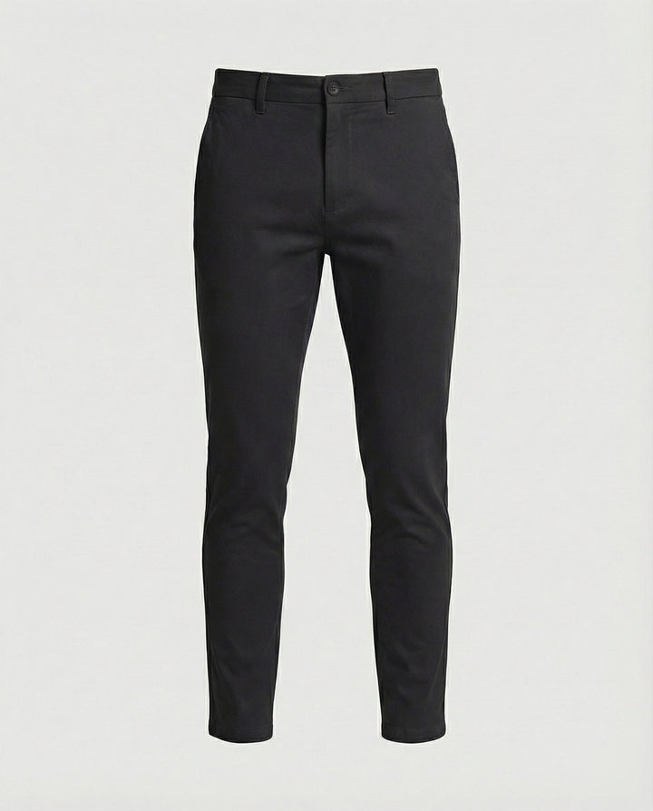 Hoogwaardige slim fit chino voor heren, comfortabel en stijlvol, een must-have in elke herenmodecollectie.