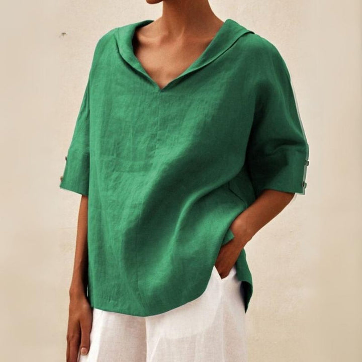 Stijlvol dames overhemd met V-hals, ideaal voor een casual of chique look. Comfortabel en veelzijdig.