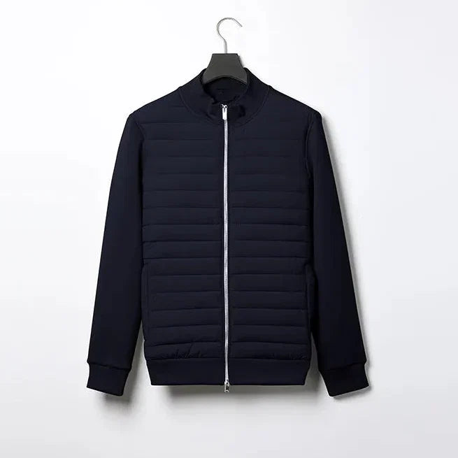 Warm winterjack voor mannen, gewatteerd en lichtgewicht. Deze herenjas combineert stijl met optimaal comfort.